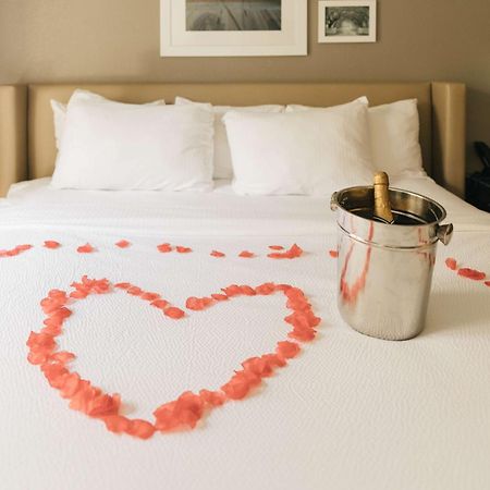 บลัฟฟ์ โฮเทล ซาวันนาห์ ฮิสทอริก ดิสทริกต์, แอสเซนด์ โฮเทล คอลเล็กชั่น Hotel ซาวานนาห์ ภายนอก รูปภาพ